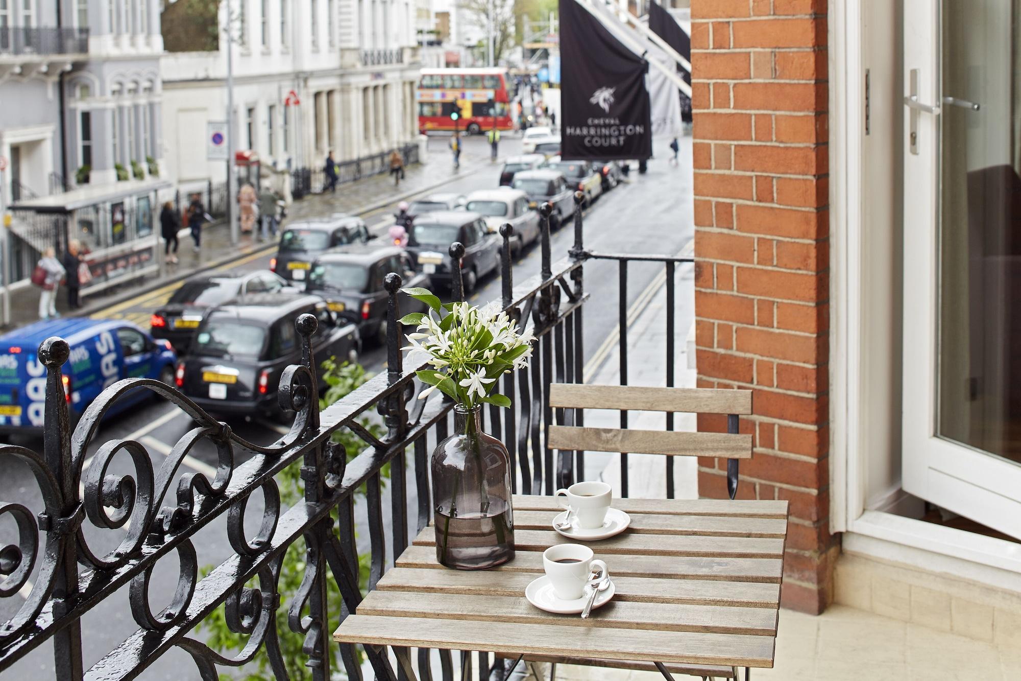 Cheval Harrington Court At South Kensington Aparthotel Лондон Екстериор снимка